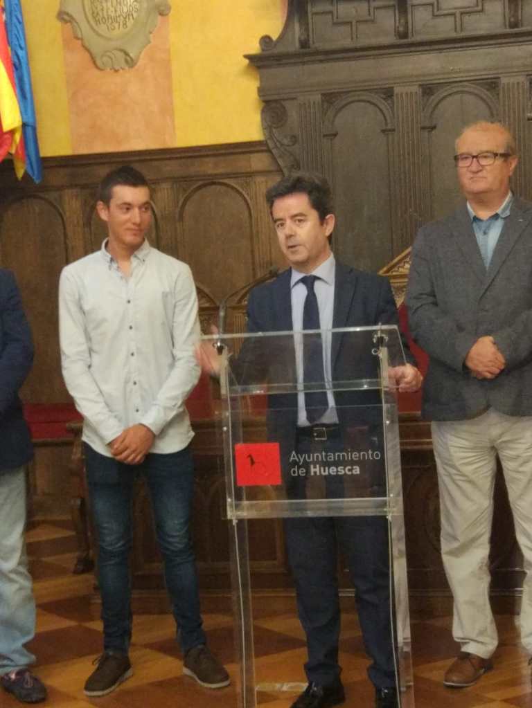 RECEPTION OF THE MAYOR OF HUESCA TO FERNANDO BARCELÓ